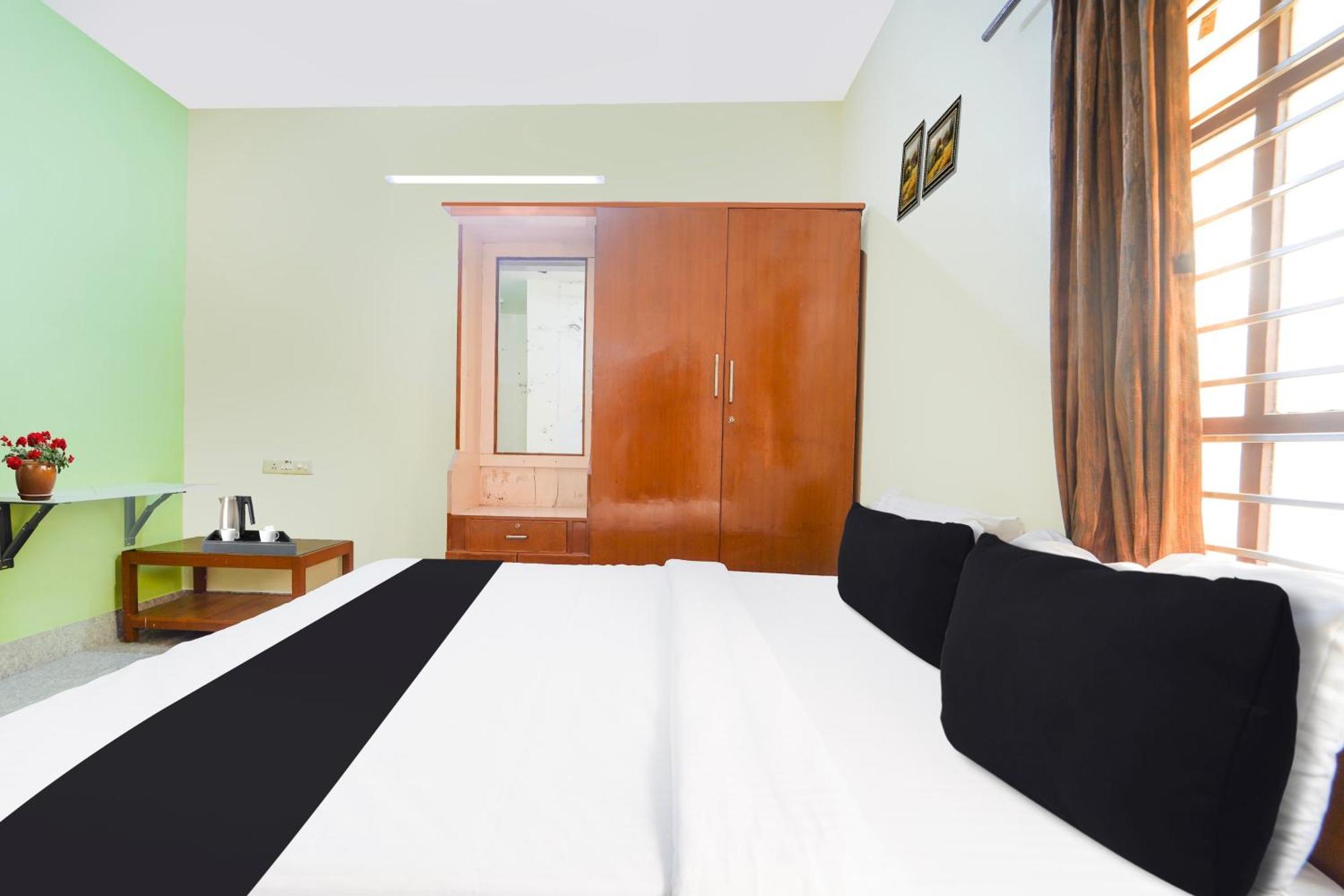 Hotel O Singanallur Coimbatore Irugur Exteriör bild