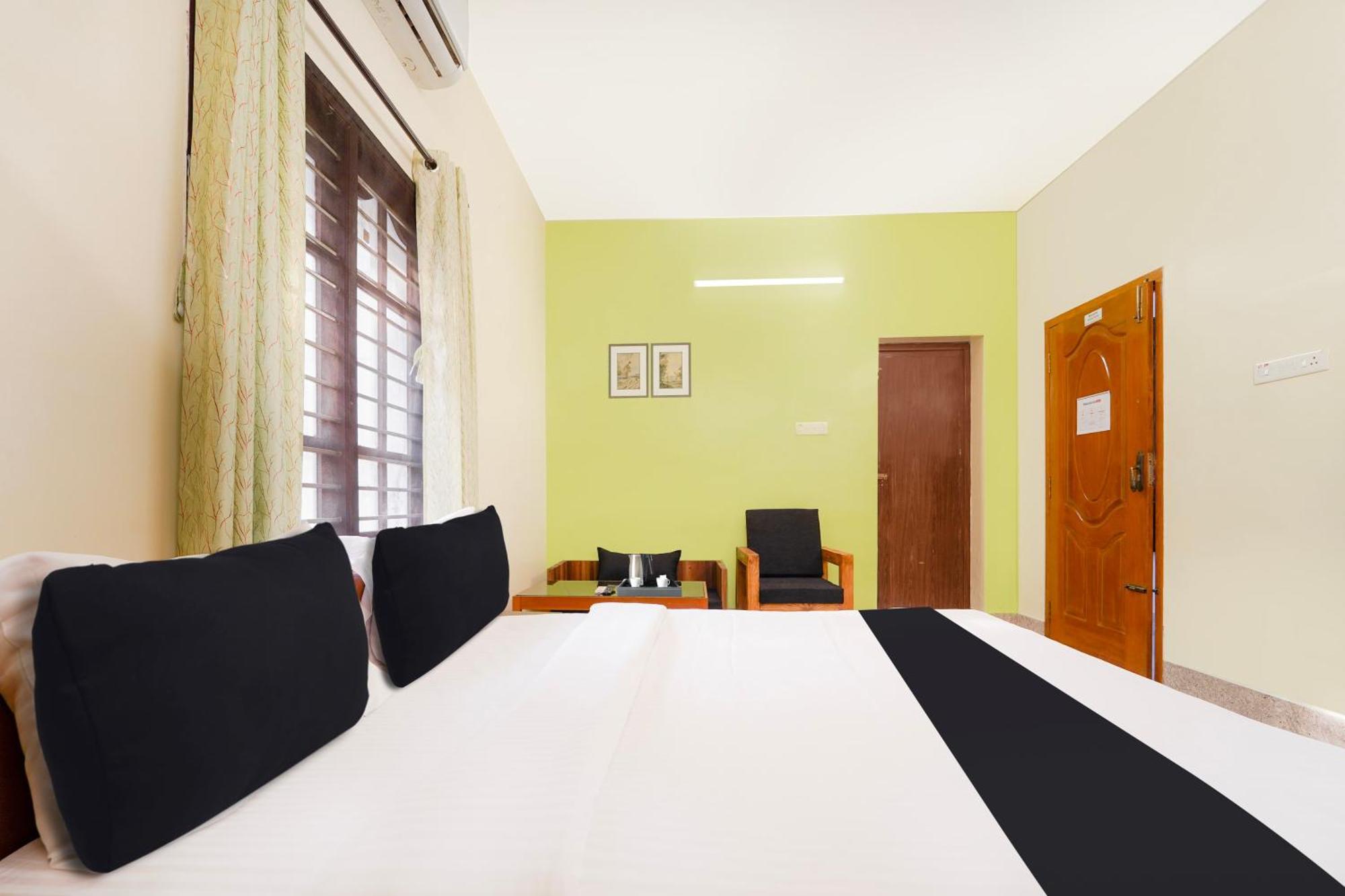 Hotel O Singanallur Coimbatore Irugur Exteriör bild